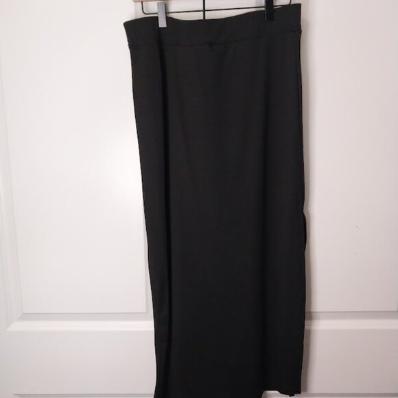Shein Curve Split Long Skirt - Picture 4 of 6